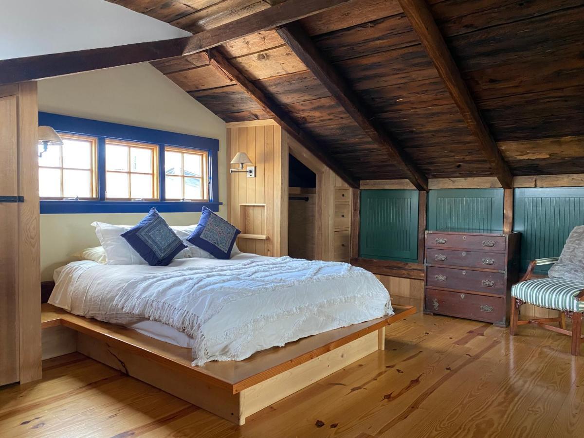 Magical Post And Beam Loft Downtown Newport! Hotel Exterior photo