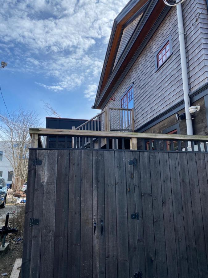 Magical Post And Beam Loft Downtown Newport! Hotel Exterior photo