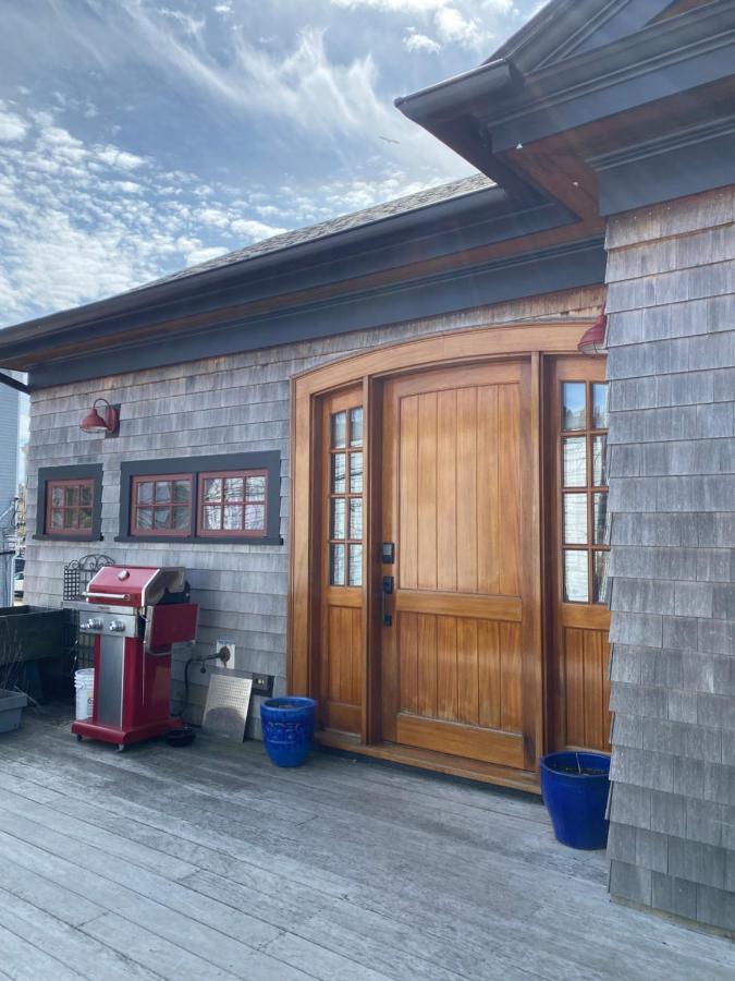 Magical Post And Beam Loft Downtown Newport! Hotel Exterior photo